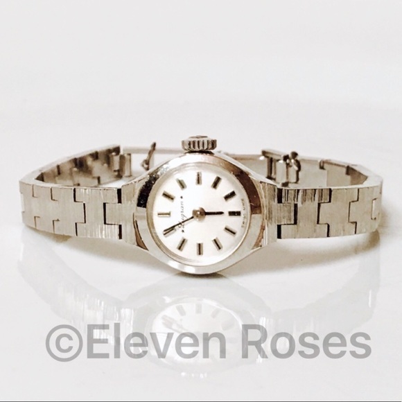 Vintage Lugran Mechanical Watch - Picture 2 of 2